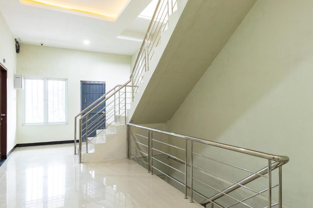 RedDoorz near Medan Amplas Deli Tua Zewnętrze zdjęcie